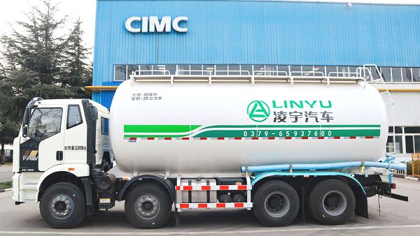 凌宇干混砂浆车
