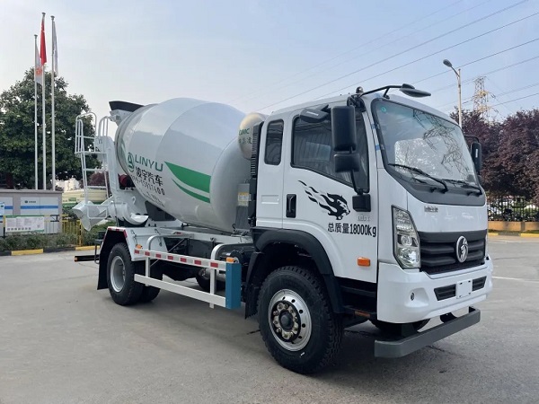 凌宇二桥搅拌车