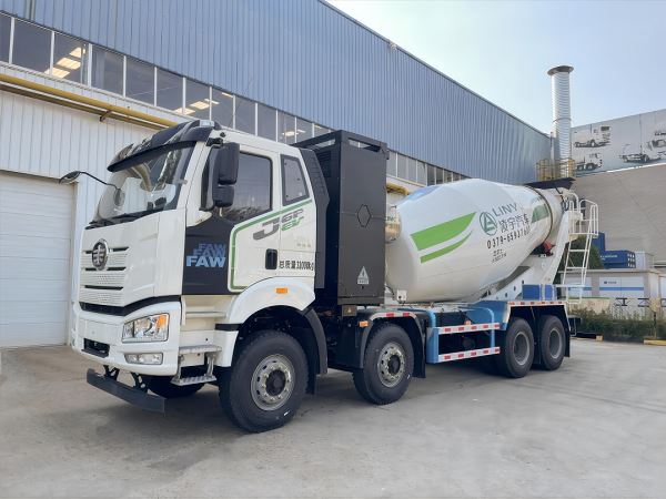 解放＆凌宇新能源搅拌车
