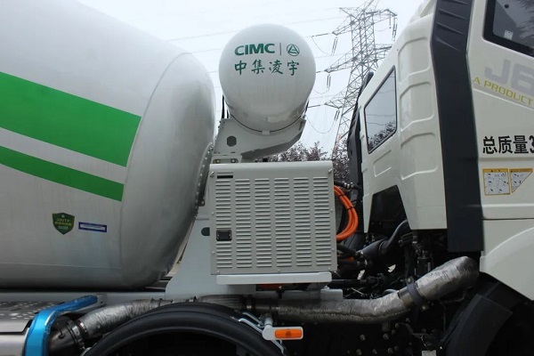 解放凌宇混动搅拌车