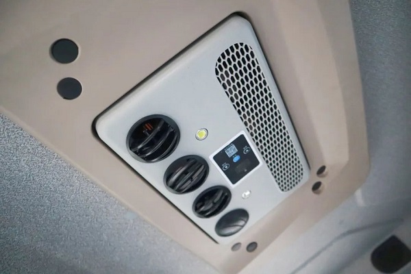 解放凌宇混动搅拌车