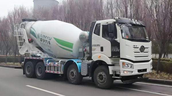 凌宇搅拌车